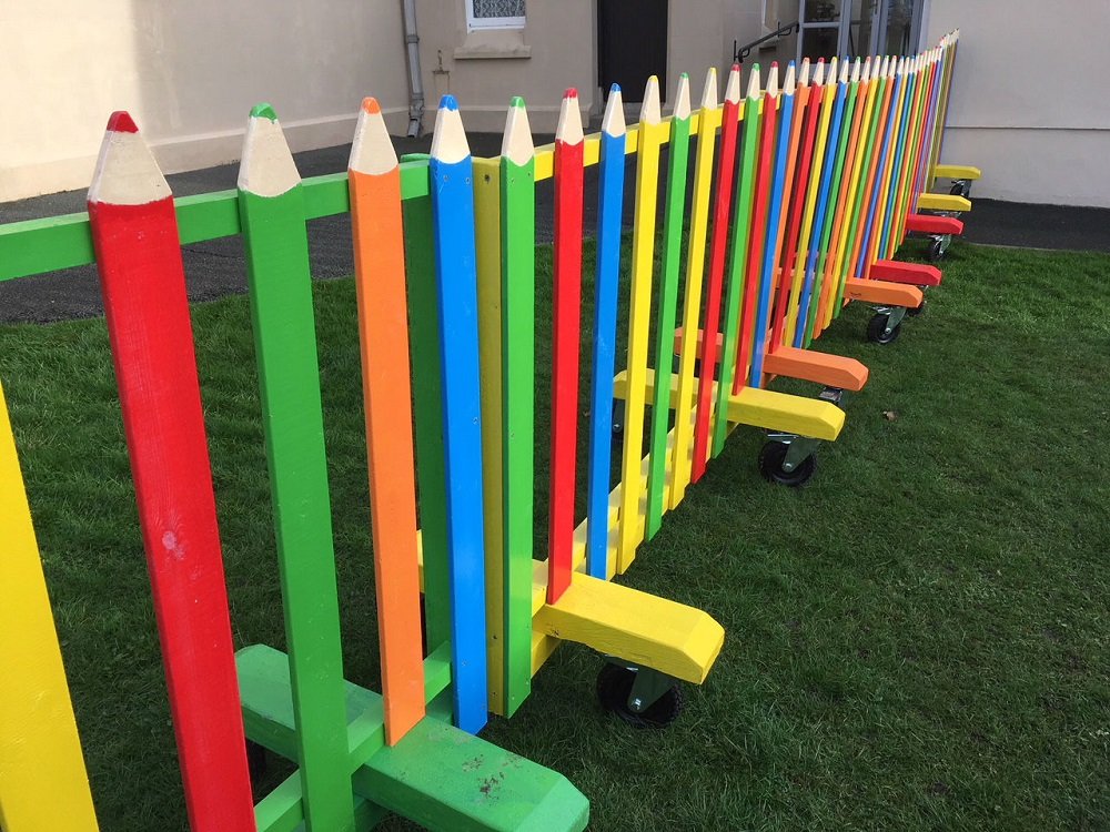 fence styles - fence design - pencil crayon fence - xtreme edeals