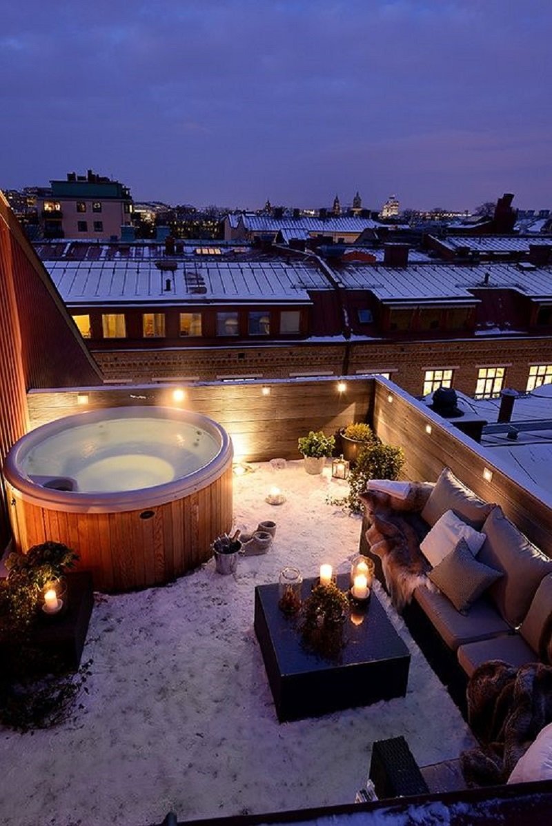 hot tub - winter deck ideas 800 x