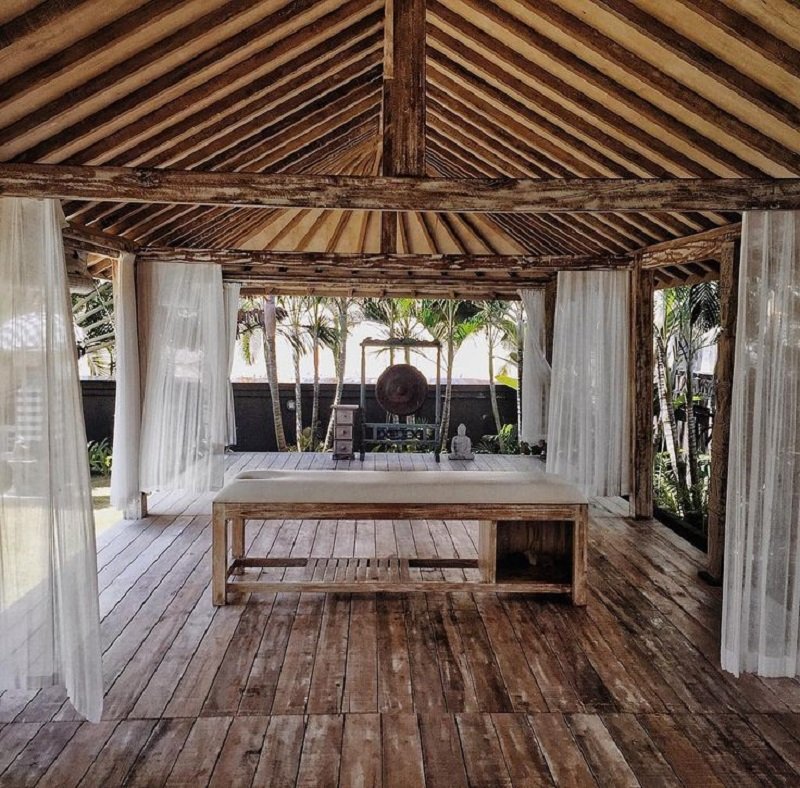 massage table winter deck ideas